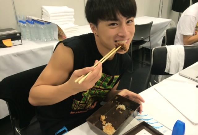 021501Gene's tweet photo. ウナギになりたい。

#何いってんの？
#でも共感してくれる人RT http://t.co/Vjta7Bmh3I
