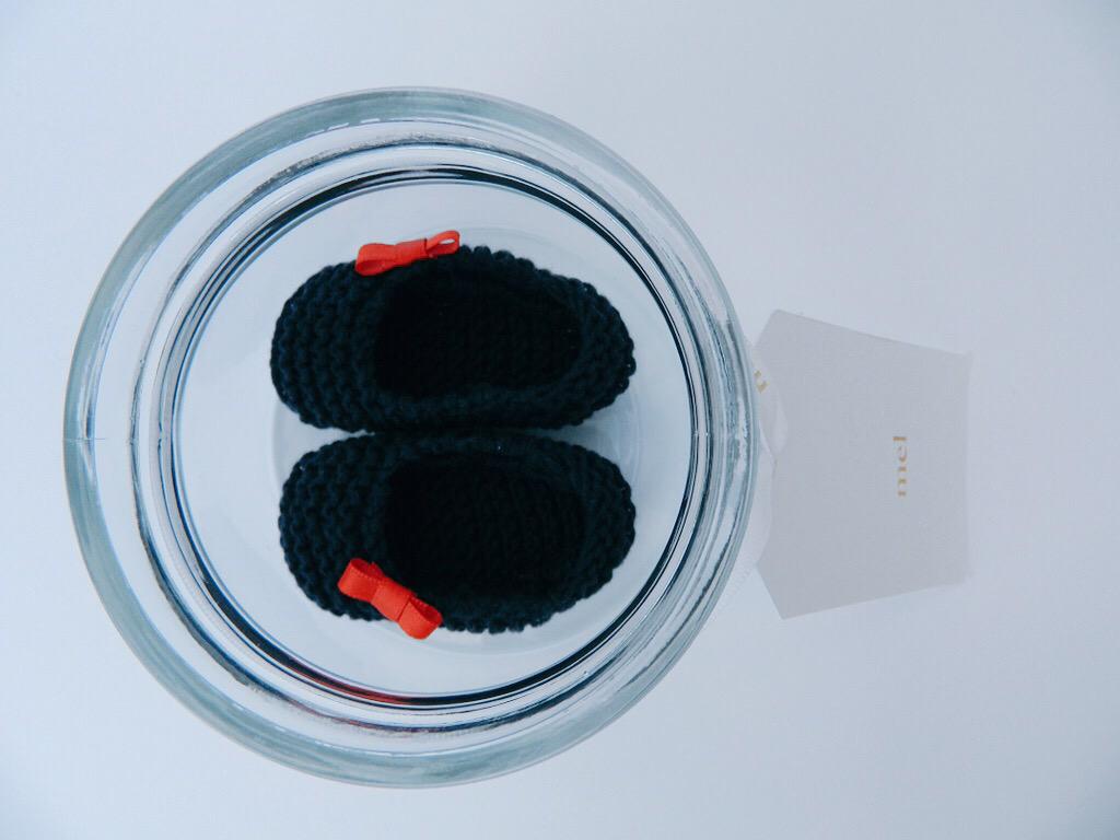 mel4babies's tweet photo. we make #knitted #baby #shoes for #newborn #BabyShowers #baby  #Mum #babyroyal chose ur colour http://t.co/9jLrpdBJaI