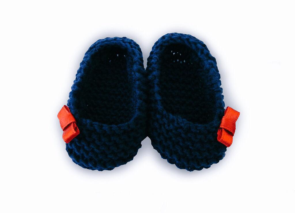 mel4babies's tweet photo. we make #knitted #baby #shoes for #newborn #BabyShowers #baby  #Mum #babyroyal chose ur colour http://t.co/9jLrpdBJaI