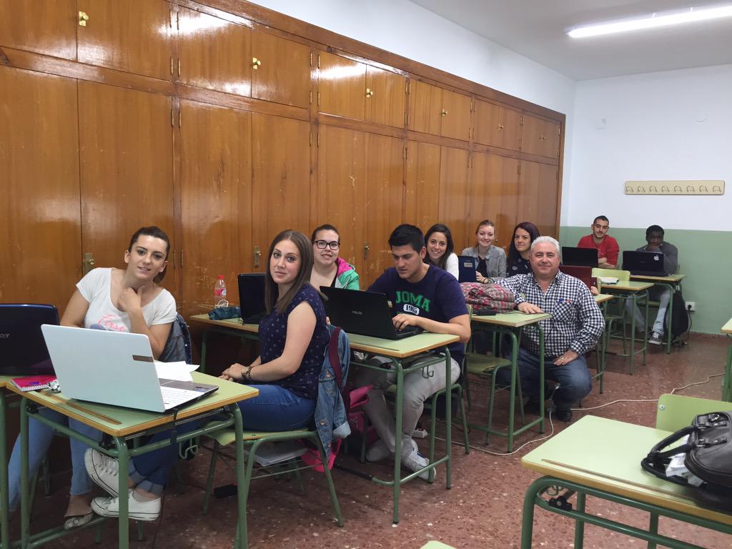 jmalex's tweet photo. @LauraFerrera todos los participantes #CyACIESCartuja http://t.co/lPlCBWQq2J