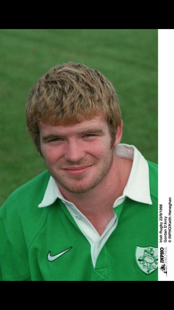 BrianODriscoll's tweet image. What an unbelievable team mate &amp;amp; centre partner @Gordonwdarcy was for 15 years. Class is permanent as is the internet