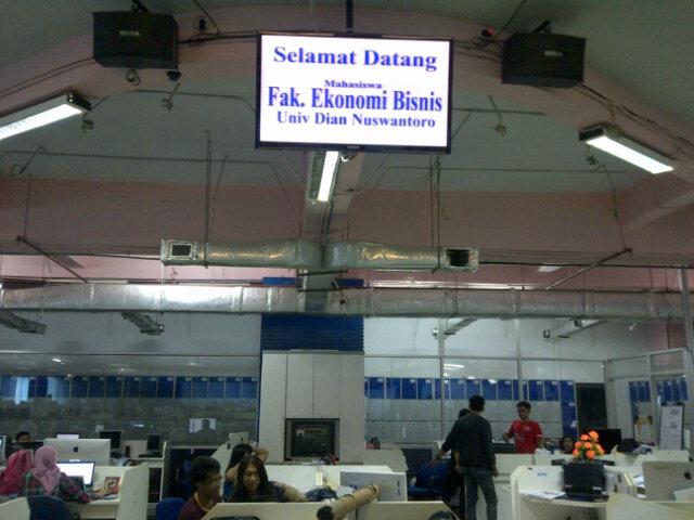 kunjungan di Jawa Pos Surabaya :D