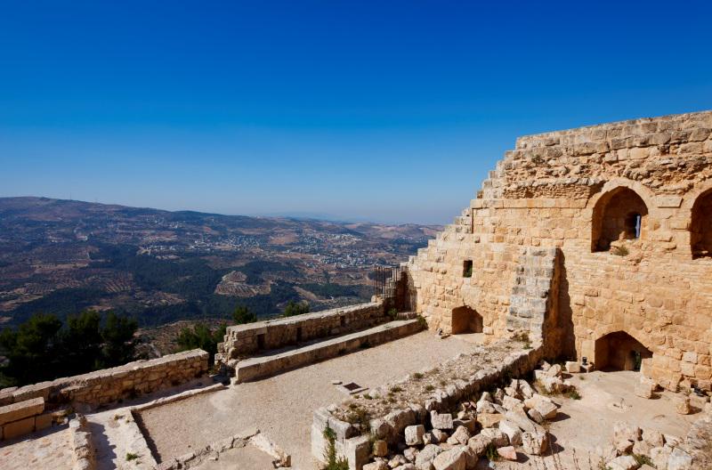 MOTA_Jordan's tweet photo. Don't miss the view from #Ajlun Castle, where you can see the #Jordan Valley, Jerusalem and the mountains of Syria. http://t.co/LCwgEO96eb