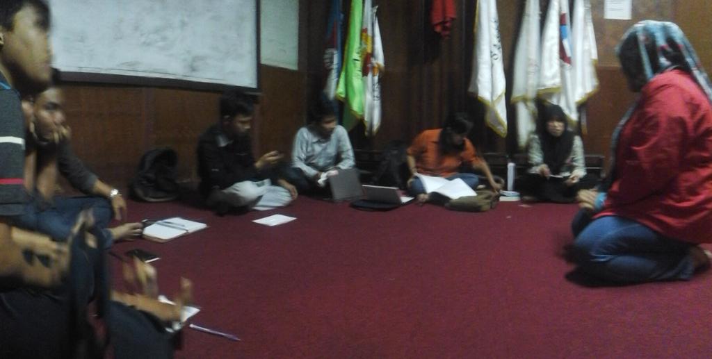 Sdg brlngsng tes glombng ke2 bagi pendftr yg tlah mndftr degn wkt deadline yg tlh ditentukan utk pnrimaan pngrus BEM.