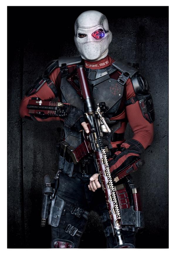 TodoArrow's tweet image. ¿Quién te gusta más?

RT Deadshot de #Arrow
FAV Deadshot del la película con Will Smith