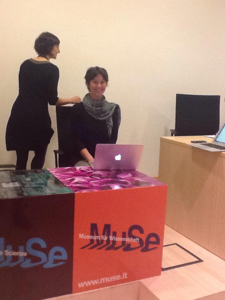 UniVerona's tweet photo. Progetto #dnafieldlab @MUSE_Trento Interverranno per #univr Pezzotti, delegato Ricerca e Delledonne @mdelledon http://t.co/tUODQPUiij
