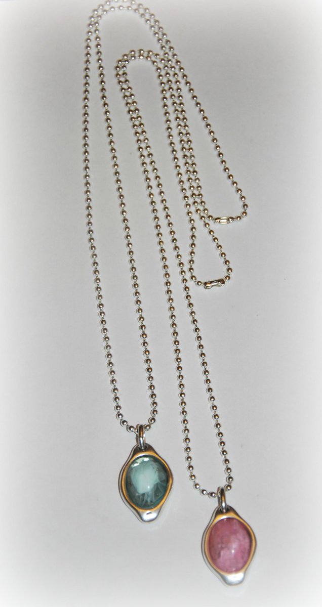 ElBlogdeRakeli's tweet image. Collares "Elegance",sólo 7,5e con baño en plata.Te vas a qdar sin él?, turquesa o rosa
elblogderakeli.blogspot.com.es/2013/06/collar…