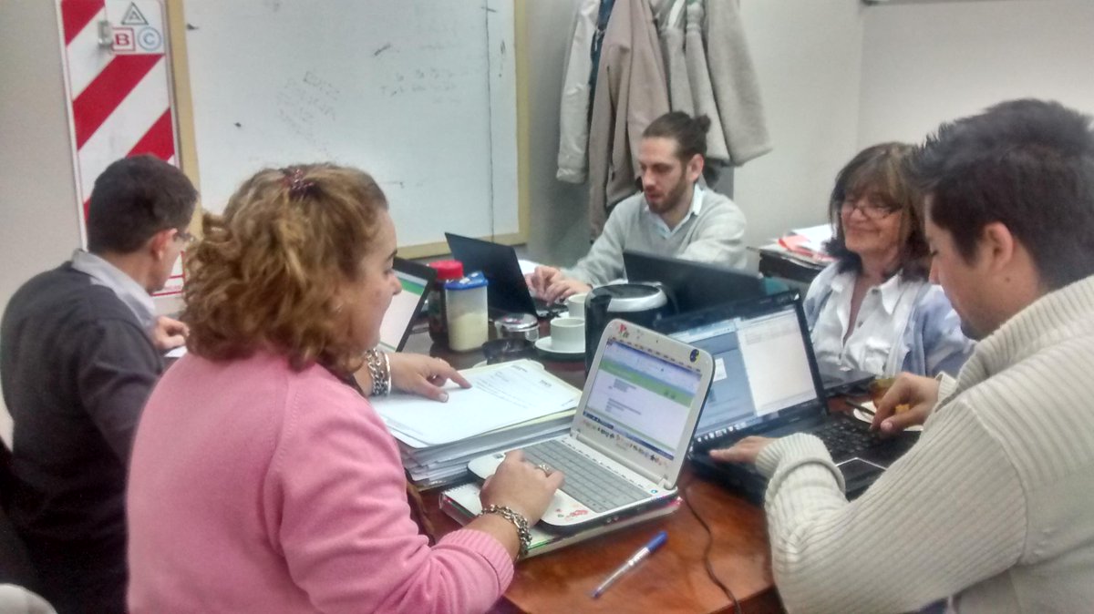 DOAITEDGE's tweet photo. ¡Parte de nuestro Equipo Técnico Asesor en plena actividad! #Lunes http://t.co/HZsxBxkeYc