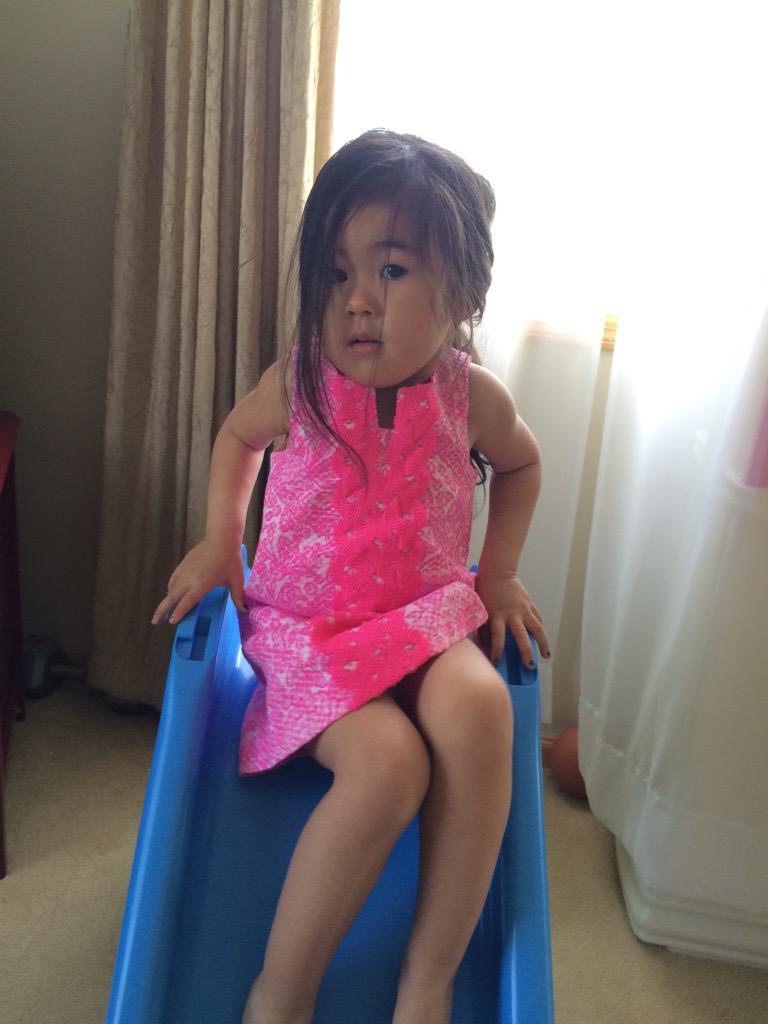 It's the perfect day for Olive to wear her #LillyforTarget dress! Looking good!!