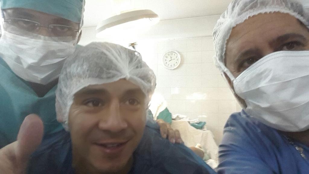 Nicocaprio's tweet photo. Lindo verte d buen ánimo hermano! Todo el plantel con vos! Pronta recuperación #ChavoPinto http://t.co/VHn6cvUfqG