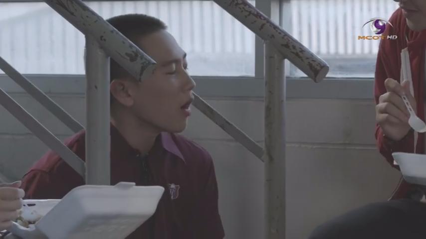 CAPTAINX_BOTH's tweet photo. โอม: กูได้กลิ่นไอ่ปุณณ์ โน่:มึงเป็นหมาหรอ #lovesicktheseries #lovesickseason2 http://t.co/XWGHIgPCQu