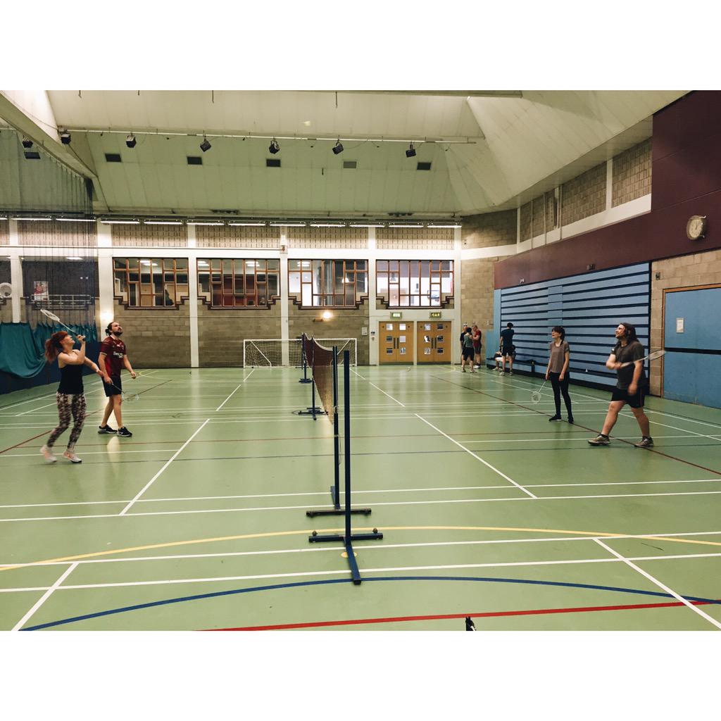 luciekerley's tweet photo. Completed a #LEKx30 #30list challenge: compete in a doubles match w/ Mel @PatrickWaggett & @jmgcreative #badminton http://t.co/7xE1PYOGch
