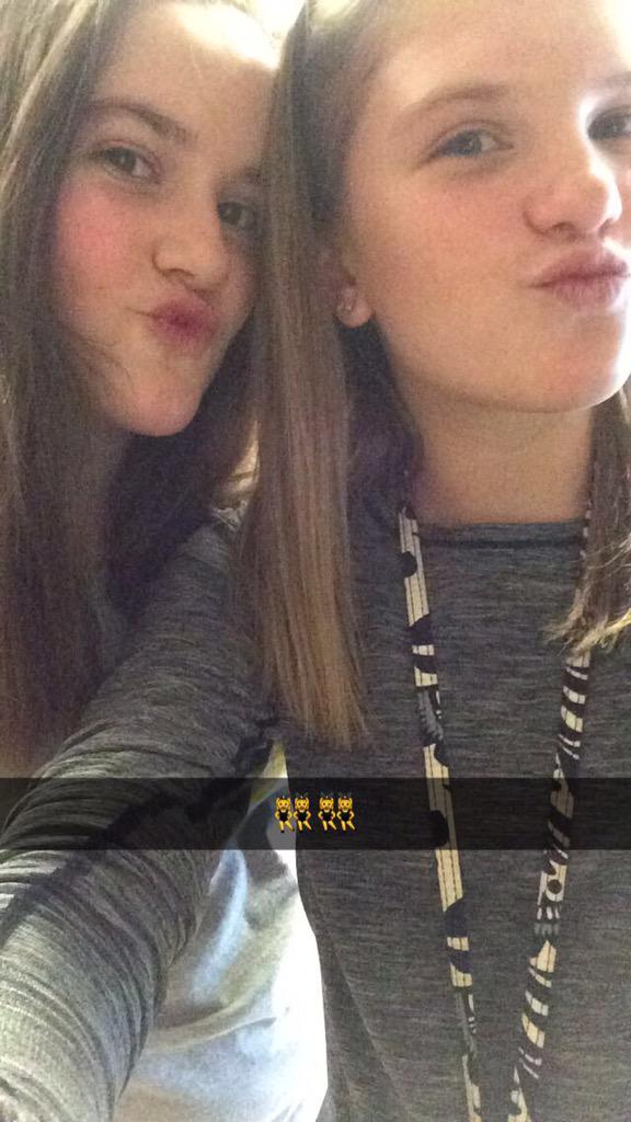 kenzieolson5's tweet photo. Happy birthday!!! @Olivialmeier ily💜💜 http://t.co/kXGchjnFJ3