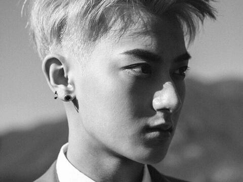 ___F0522's tweet photo. ::: (TAO) 本名:ファン･ズータオ　誕生日:1994年5月2日　能力:Timecontrol(時間調整)　担当:リードラッパー、ヴォーカル　出身地:中国山東省青島市　ドラゴンボールのナメック星人に似ていると言われている http://t.co/cpatjPjBYK