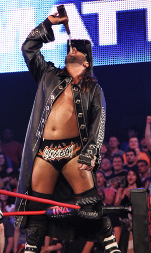 daltonhill14's tweet photo. #SorryAboutYourDamnLuck @JamesStormBrand Longnecks &amp; Rednecks @daltonhill14 http://t.co/hSwKZubfga