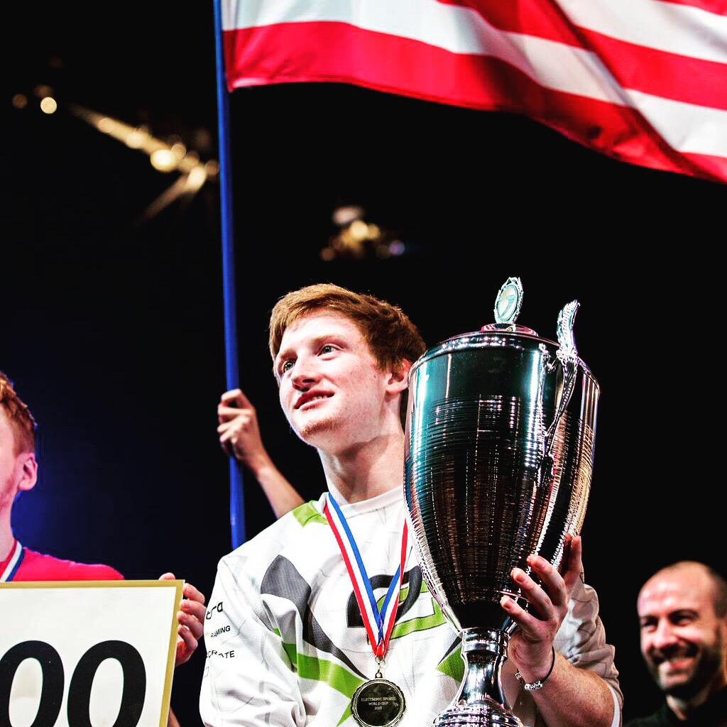 scump's tweet photo. USA (https://t.co/EJhzqXomsb) http://t.co/K7infp84Ue