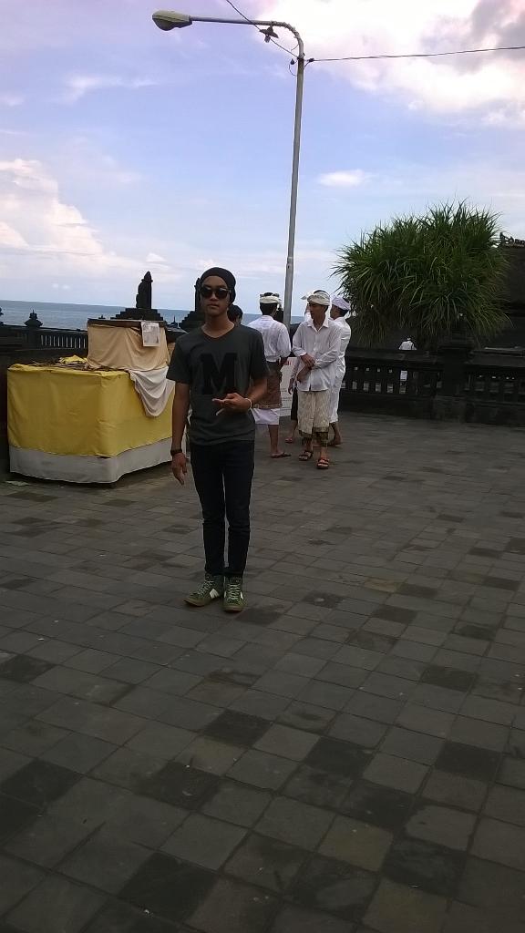 ade_aderoby tweet picture