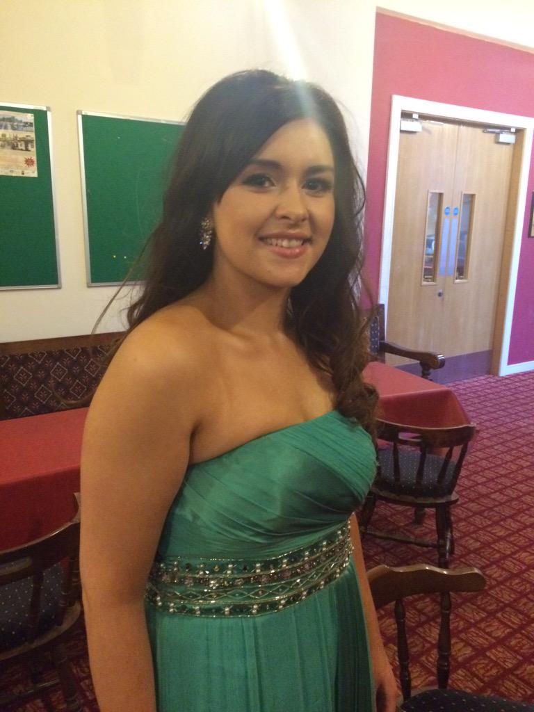 LeitrimRose's tweet photo. @EvokeToday Sinead Flynn was selected as the 2015 Leitrim Rose lastnight at The Bush Hotel @hotelleitrim http://t.co/LwayvMWCXo