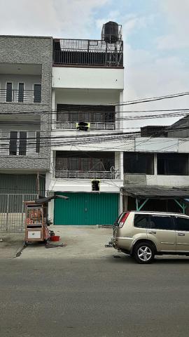 nyewain's tweet photo. Sewa Ruko 4 Lantai Strategis Mangga Raya Greenville - https://t.co/9VRgTGa1nV http://t.co/Hq7IzLT9DJ