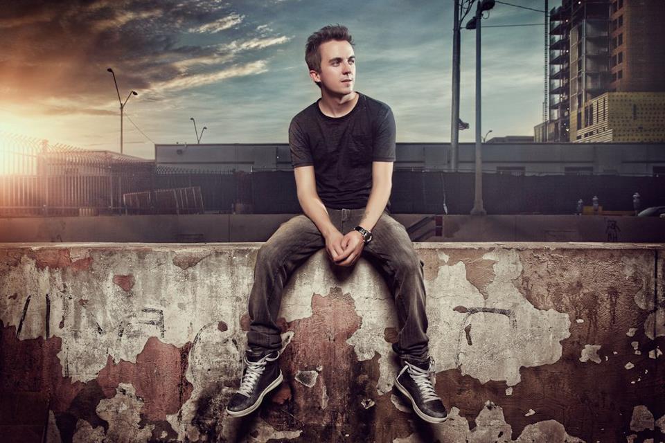 Almere_28Azur's tweet image. Frankie Muniz :)