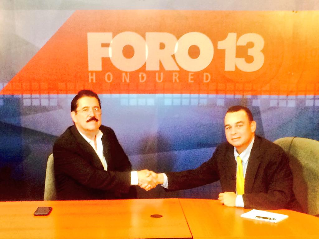 JorgeAldanaB's tweet photo. Damos la bienvenida al ExPte @manuelzr quien ya se encuentra en los estudios de #foro13 @honduredhn http://t.co/RPw2qvmYK4