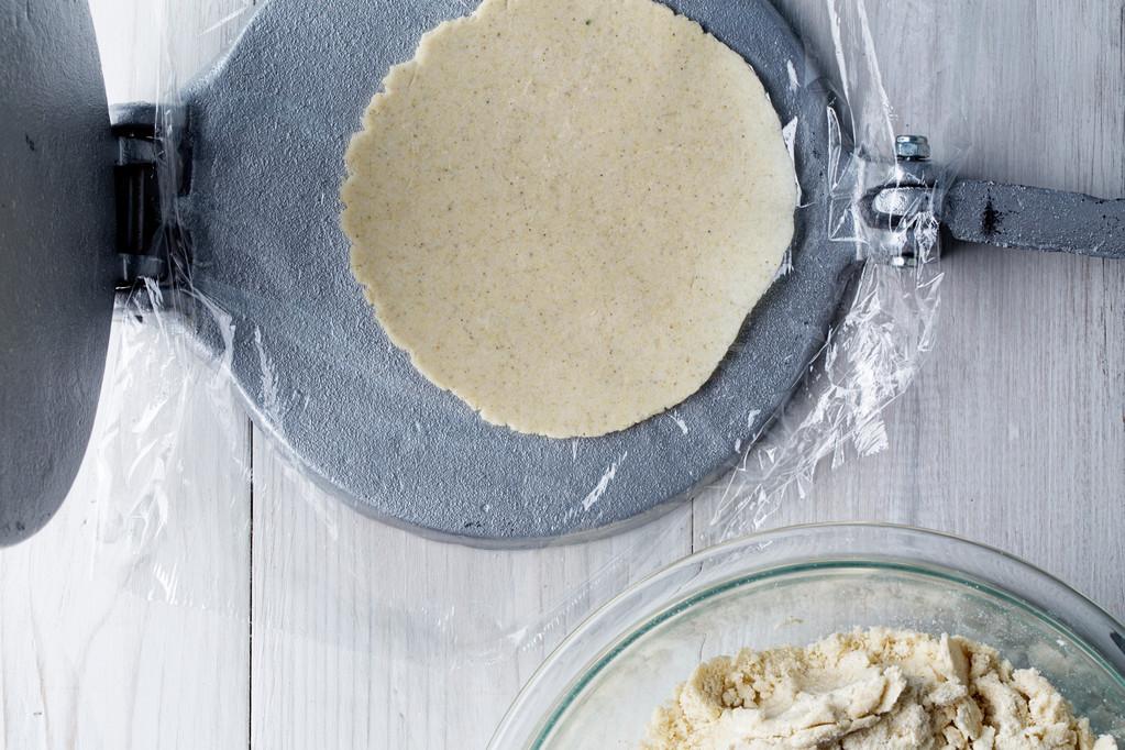 Here's how to make your own tortillas at home: trib.al/klOeKNe
