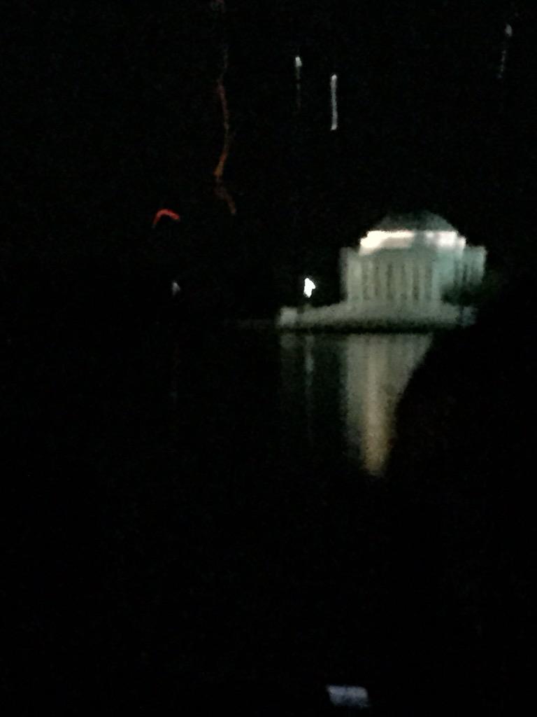 SallyN2015's tweet photo. My first DC pic! I think it's the Jefferson memorial... #dcskylion http://t.co/gAVsQeLSzW