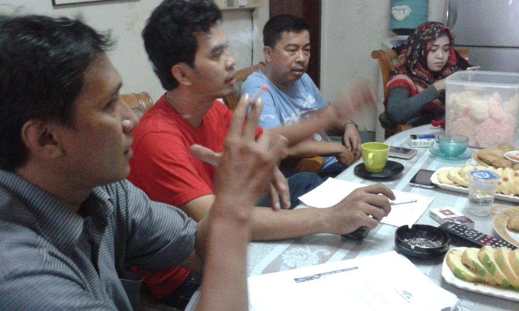 Meteeeng Makassar Sundanesse Festival #2 gambatteeeee saur kang iswadi mah <a href="/yusti_yusti/">Mrs. X Y</a> <a href="/formassulselbar/">formassunda ngumbara</a> <a href="/belajarmoto/">menunggu hujan di penghujung kemarau</a>