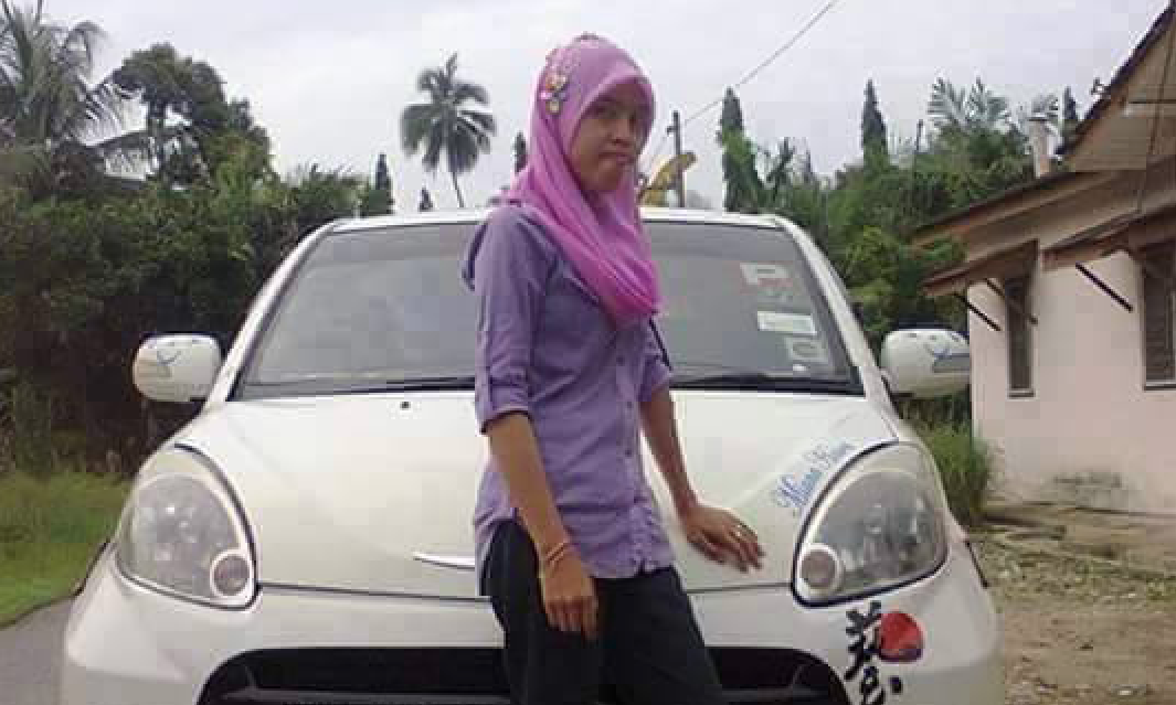 SampahRemajaKL's tweet photo. 😂😂😂 jahat sial korg http://t.co/GDva7jjOtR