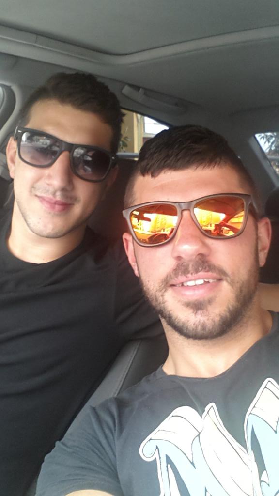 Luisillo1992's tweet photo. De borderline jajajaj @RoselloAlvaro http://t.co/l9bLsuCOgZ