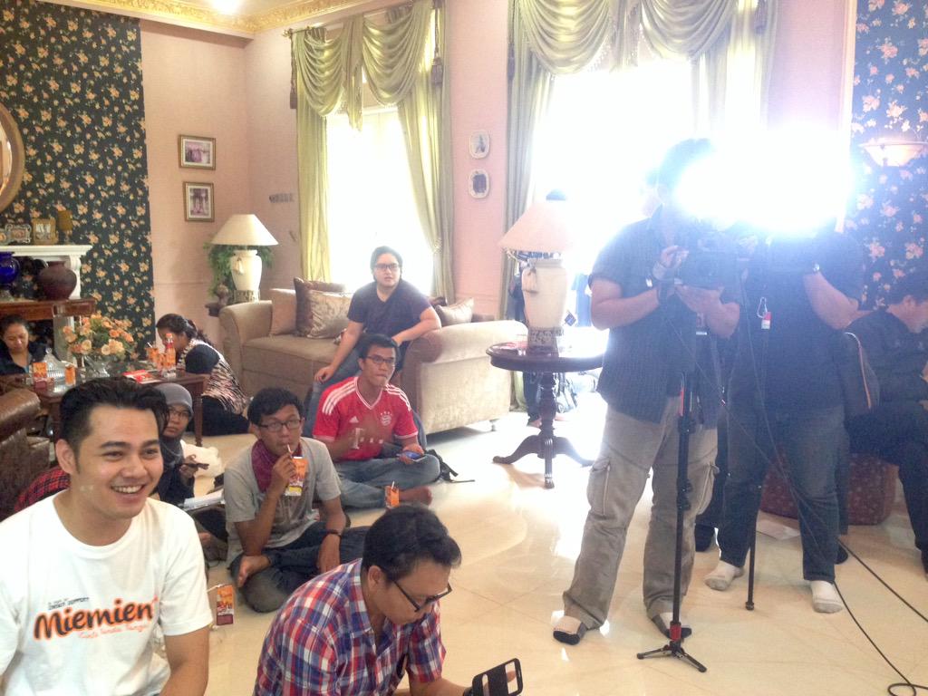 keramaian acara Syukuran sekaligus hari pertama syuting #MiemienTheMovie it will haunt you soon!