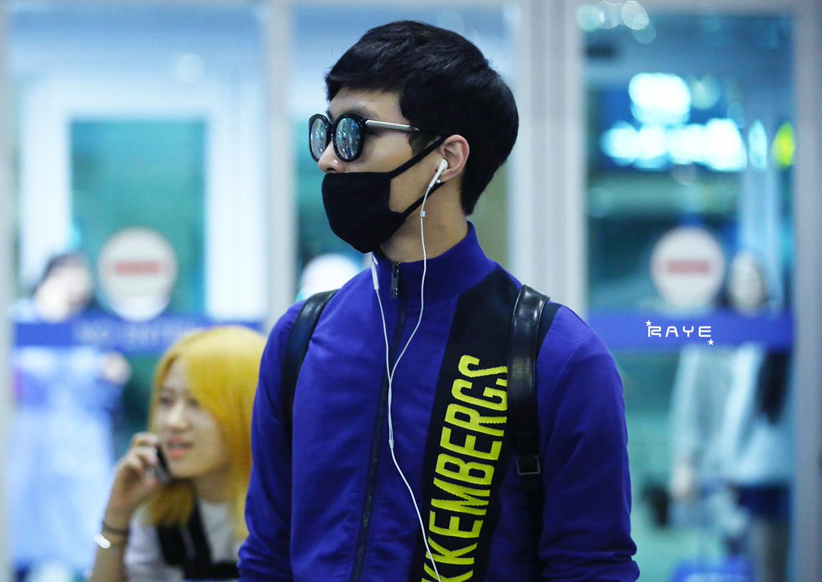 Raye901jinlei's tweet photo. 150503 인천공항 레이 오랜만이다~^^ http://t.co/4sz2eDiG5O