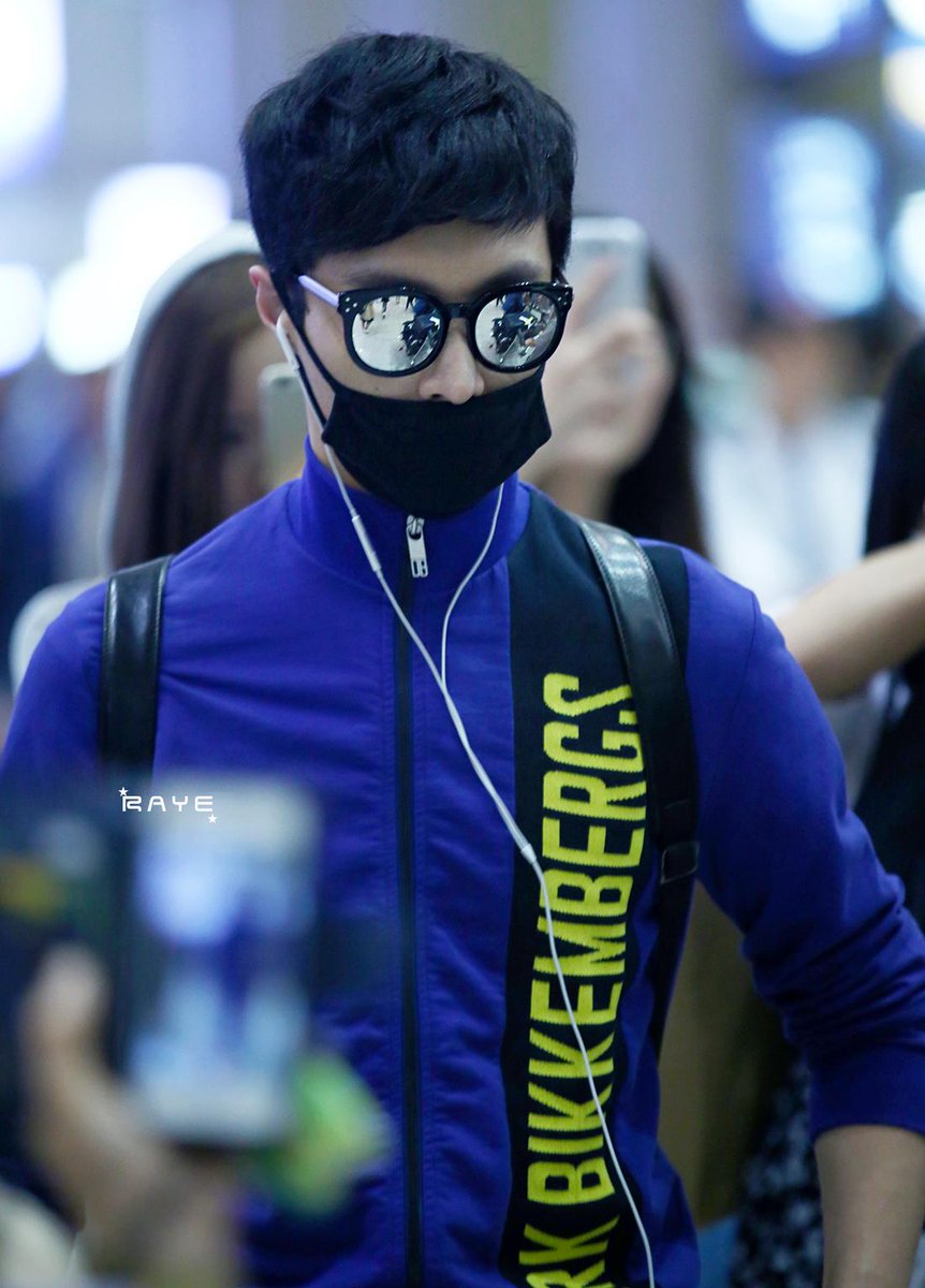 Raye901jinlei's tweet photo. 150503 인천공항 레이 오랜만이다~^^ http://t.co/4sz2eDiG5O