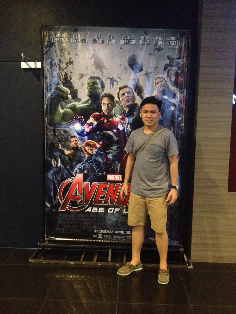 Patrick_Staar09's tweet photo. I just died! Still anticipated even if I've seen it already! I FELT LIKE I'M AN AVENGER! #Ironman #Mark44 http://t.co/GDQpF9NGfq