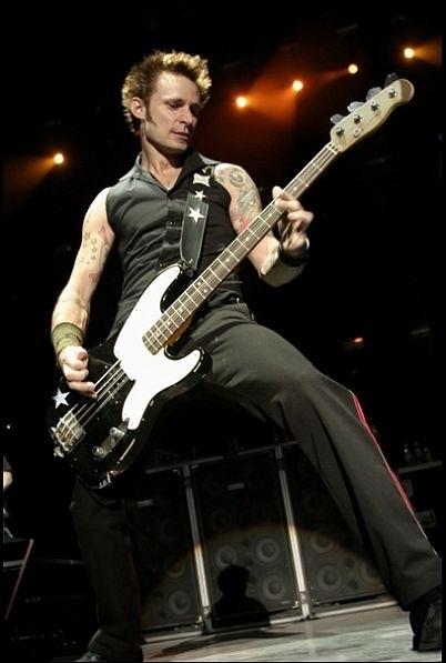  happy birthday Mike Dirnt 