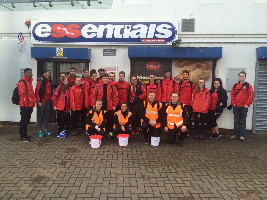 UCLanZambia's tweet photo. This years team ready for the sponsored walk last Thursday!! Great effort guys! http://t.co/3v31RexSjP