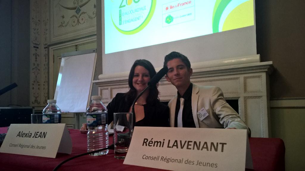 TheoRooot's tweet photo. @CRJIDF en force pour le climat #mobilisationclimat #cop21 http://t.co/v5QPOyAYuG