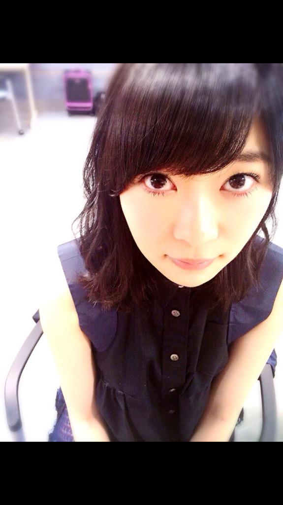 Akbまとめ 可愛い指原 前髪を切る川栄李奈 撮影 高橋みなみ Http T Co Wnwp62iobb Http T Co Lcxwqghbxz
