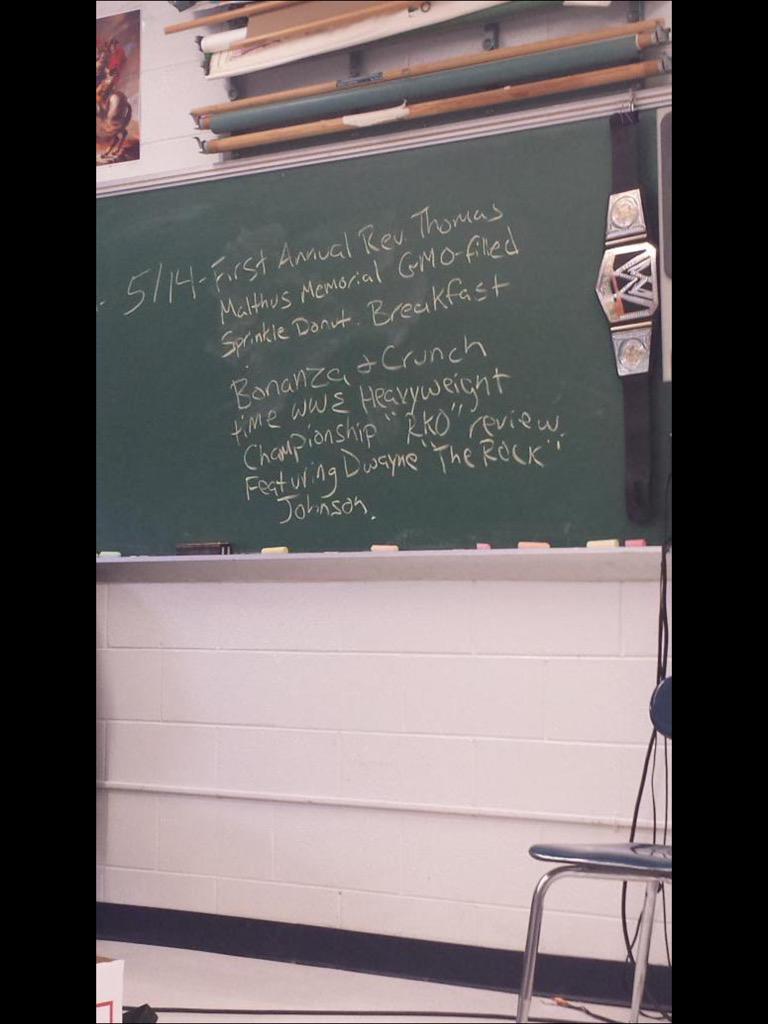 DCAPHUGSelina's tweet photo. @RandyOrton our AP Human Geography Class is very obsessed with WWE #RKOOuttaNowhere #theviper #aphg http://t.co/jRd3mUAxTc