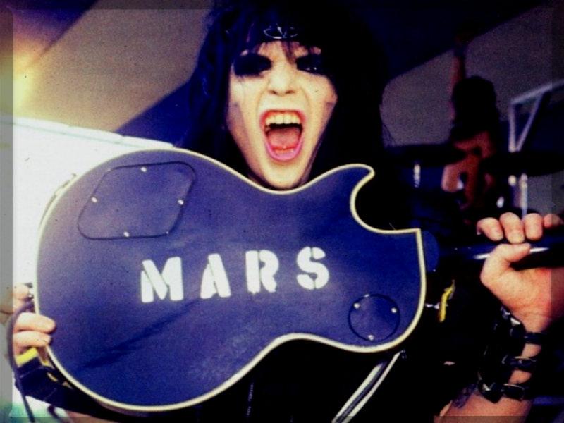                                           (^o^) Happy Birthday To Mick Mars  