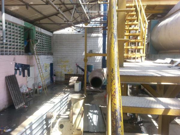 MaihenH's tweet photo. Buenos días @NicolasMaduro la Planta Socialista de Alimentos precocidos Edo Carabobo NO produce NADA #ModeloFracasado http://t.co/KoYM0o2rzG
