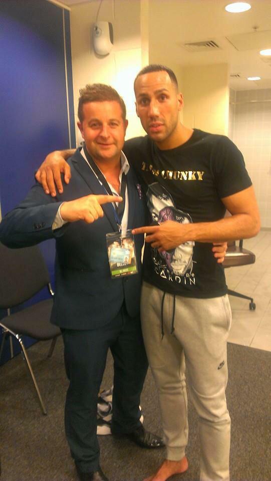 boxingsecurity's tweet photo. It's nearly #chunkytime @jamesdegale1 @big_cam2 @JimmyMacJnr @AmbroseMendy @MatchroomBoxing #AndTheNew #HistoryMaking http://t.co/XZVb9v1G3g