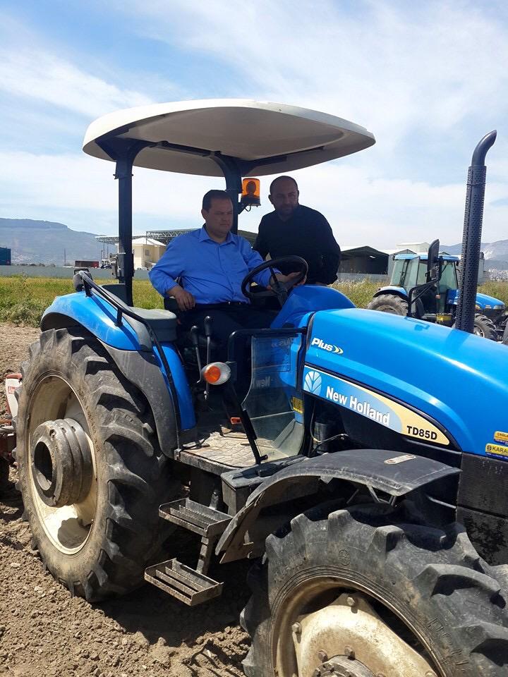 Milletvekili Adayımız Abdurrahman Öz ile birlikte Söke ovamızda pamuk ekiyoruz <a href="/avomerozmen/">Ömer Özmen</a> @arahmanoz