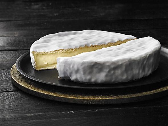 Swallow_Daily's tweet photo. Put all these cheeses in your mouth http://t.co/E5Xyniq5k6 esp that Laliberté #2015ccgp @100CanadianMilk http://t.co/mLsPp7nVl5