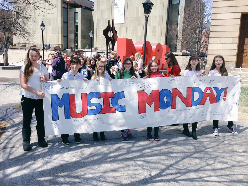 Hailey Ahern tweet media