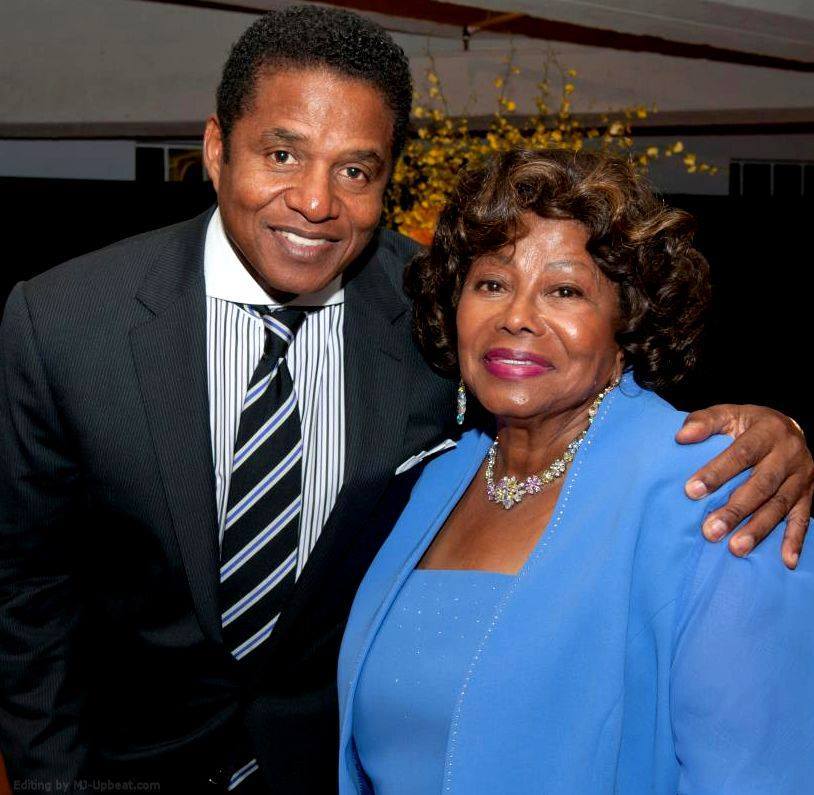 HAPPY BIRTHDAY TO KATHERINE AND JACKIE JACKSON. We Love You! 