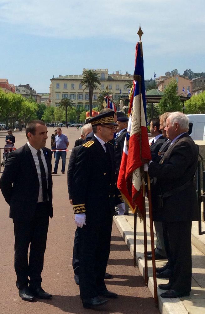 Prefet2B's tweet photo. #PREFET2B Prise de fonction de Monsieur Alain THIRION en tant que nouveau Préfet de la Haute-Corse. http://t.co/1UwGX1lAQK