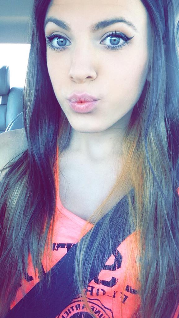 car selfi http://t.co/XZX8ZiyiQO