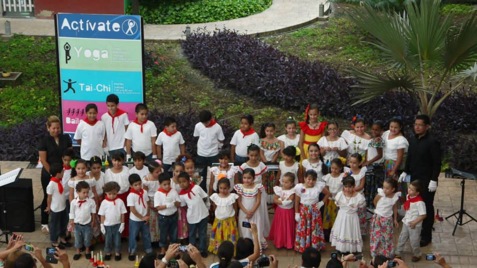LA CATEDRA INICIACIÓN MUSICAL TIENE EL HONOR DE INVITAR A UN CONCIERTO EL DÍA 8/05 EN LA FLOR DE VZLA A LAS 3:00 PM