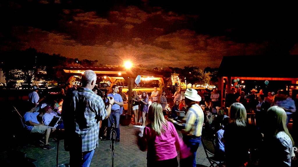 metaphorologist's tweet photo. We had such a blast at @RedHareBrewing last Saturday, we are gonna do it again this Saturday from 2-4. http://t.co/wOPO4HariP